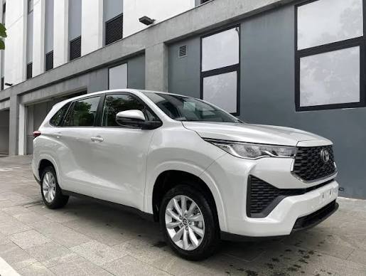 LỐP CHO TOYOTA INNOVA CROSS — KHI CHIẾC XE CHỞ CẢ NHÀ, NÊN NHÌN ĐIỀU GÌ TRƯỚC?