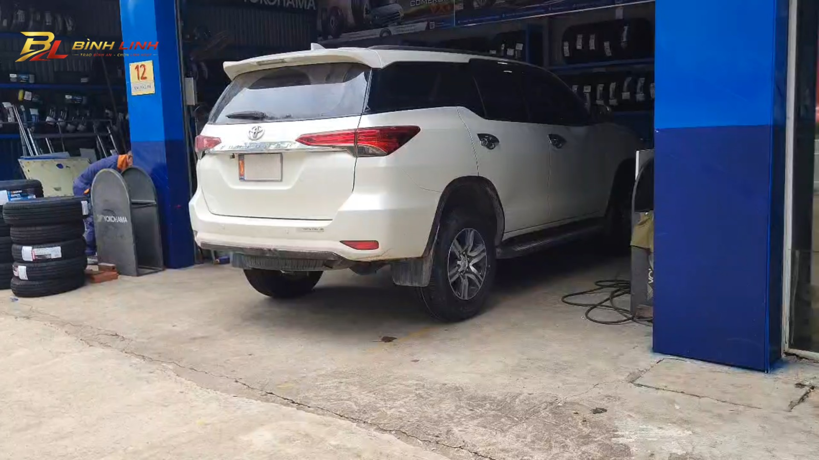 LỐP CHO TOYOTA FORTUNER — GẦM CAO CHỞ NẶNG, CHỌN SAO CHO HỢP?