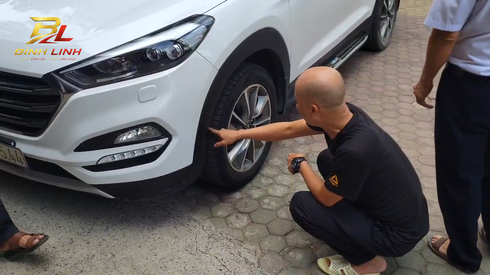 LỐP XỊT HƠI TỪ TỪ — CHẠY TIẾP HAY DỪNG LẠI?