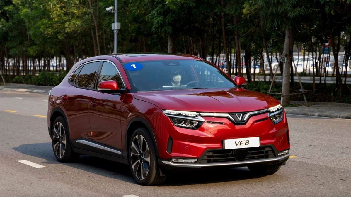 CẢM BIẾN ÁP SUẤT LỐP TRÊN XE VINFAST – ĐỌC THẾ NÀO ĐỂ LÁI XE AN TOÀN?