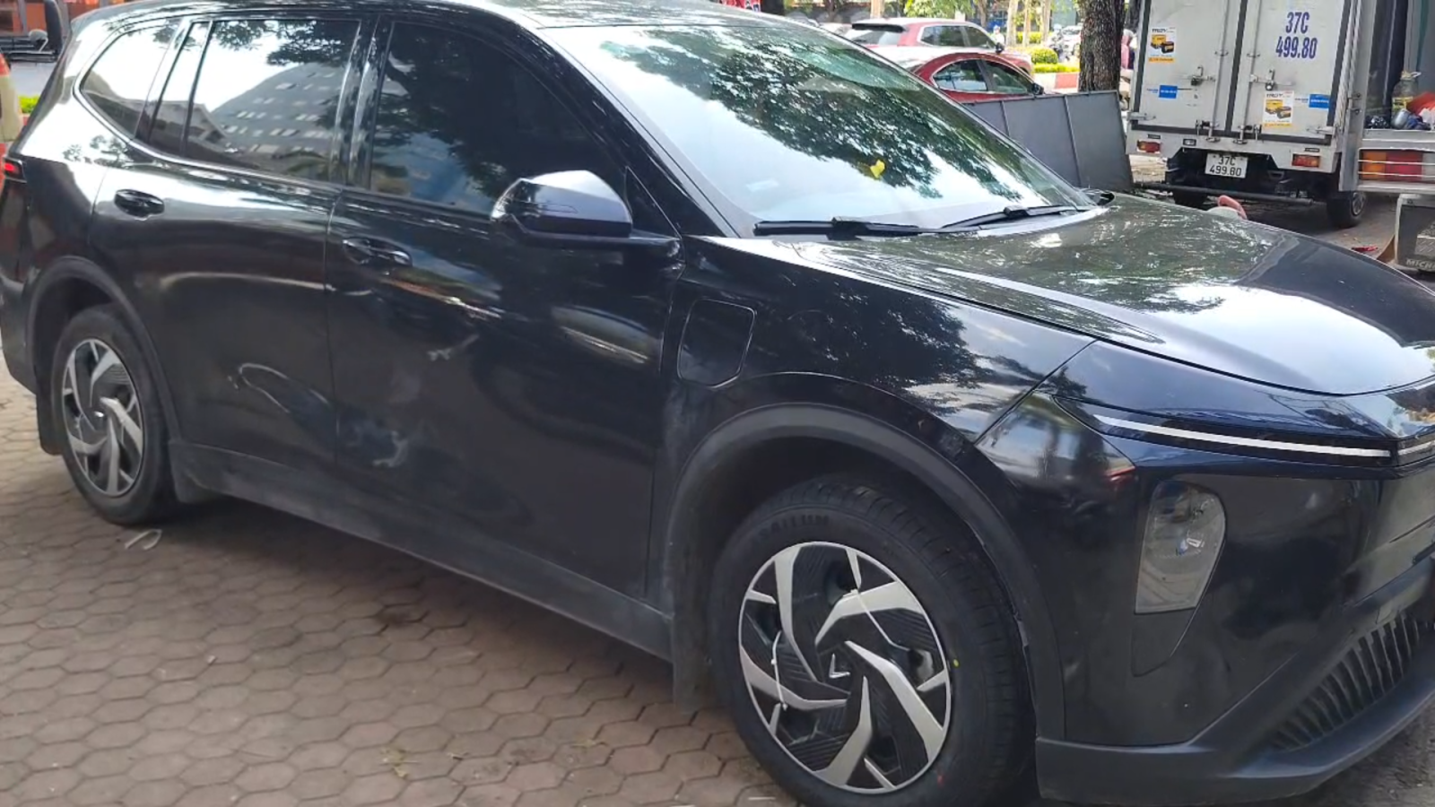Lốp VinFast Limo Green dùng size nào? Cách kiểm tra trước khi thay