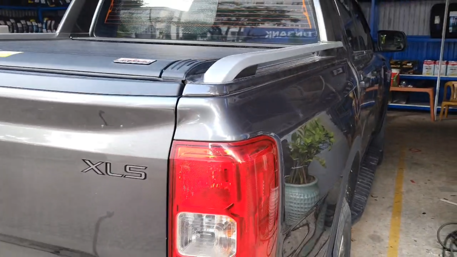 Lốp Ford Ranger dùng size nào? Cách kiểm tra trước khi thay